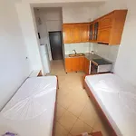 Makla Apartment *