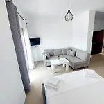 Apartment Makla