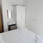 Apartment Makla