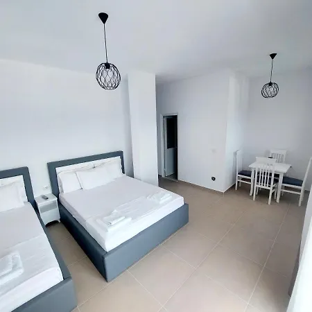 Apartment Makla Sarande