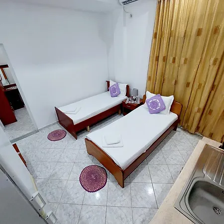 Apartment Makla *