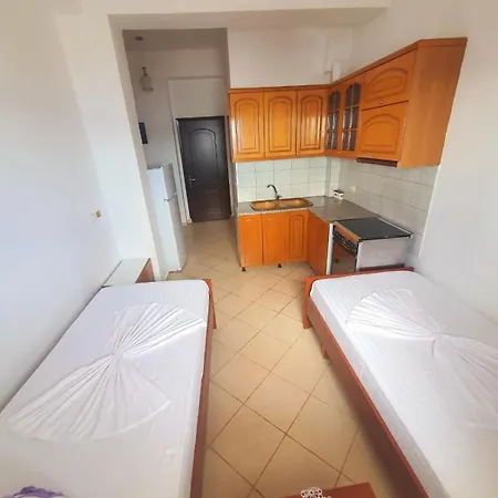 Makla Apartment *