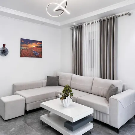 Apartment Makla