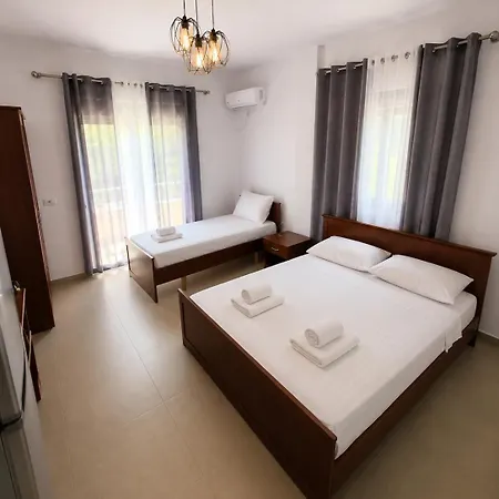 Apartment Makla Sarandë